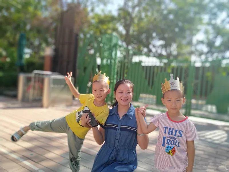 生日共聚、快乐共享、师生同乐——304am永利集团官网大树幼儿园八月生日会