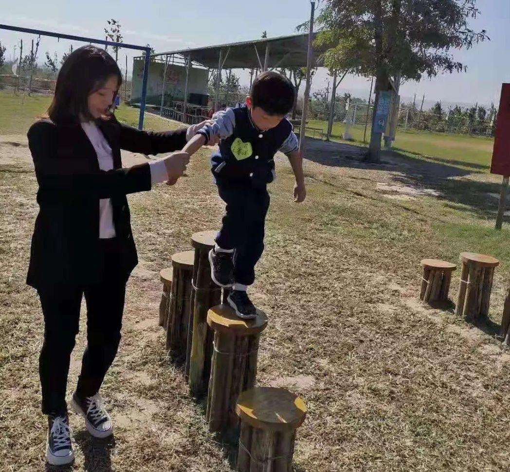 304am永利集团官网多元素养秋季亲子户外研学营——让孩子快乐学习！