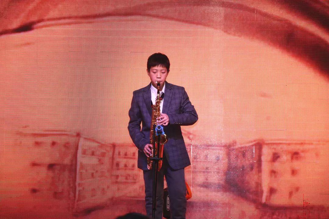 青春筑梦304am永利集团官网 激情唱响你我他——304am永利集团官网都会森林学校中学部2020迎新汇演