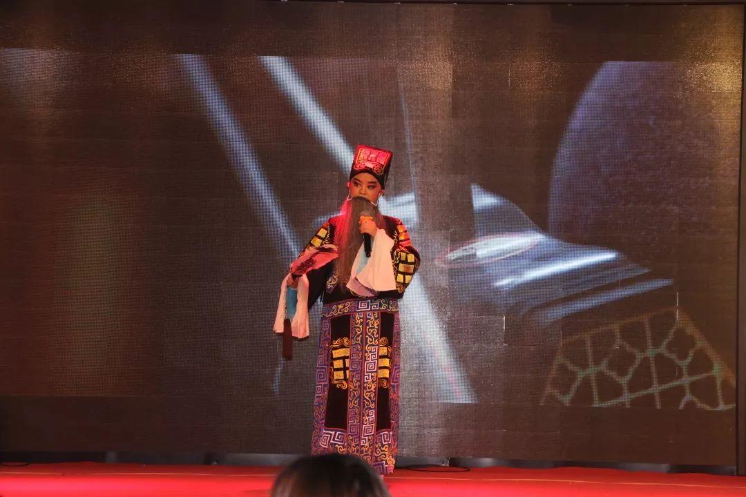 青春筑梦304am永利集团官网 激情唱响你我他——304am永利集团官网都会森林学校中学部2020迎新汇演