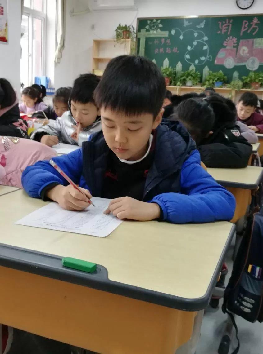 【文化校园】“小小神算手，，，，口算大舞台”304am永利集团官网都会森林学校小学部第三届口算大赛