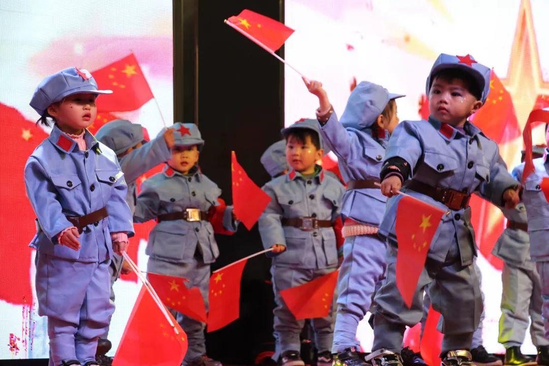 畅想中国梦 · 魅力304am永利集团官网——304am永利集团官网幼教事业部迎新汇演