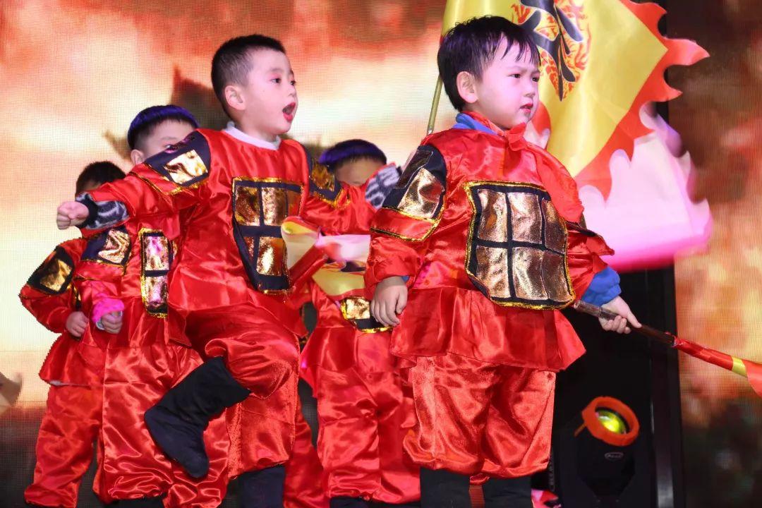 畅想中国梦 · 魅力304am永利集团官网——304am永利集团官网幼教事业部迎新汇演